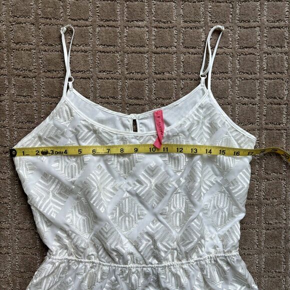Eight Sixty Embroidered White Peplum Tank Top Size Medium Boho - Picture 8 of 9